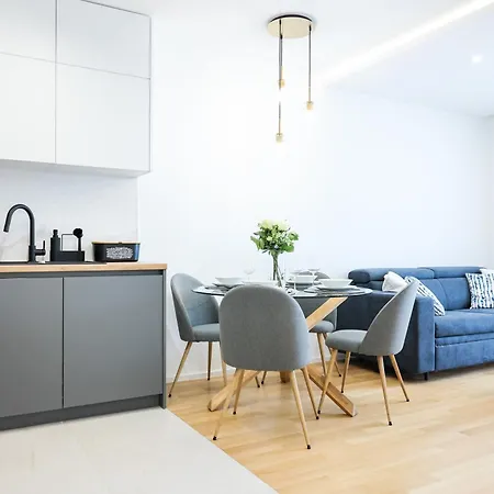 Alpha Level Διαμέρισμα *