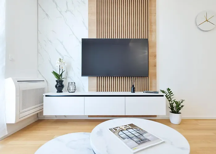 Apartment Alpha Level